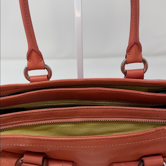 Marc Jacobs Peach Satchel Bag with suede interior - Picture 14 of 15